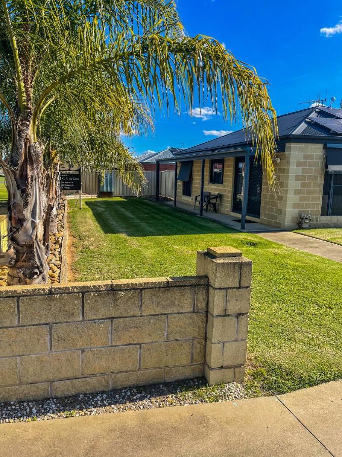Dbj Holiday Units Mulwala Exterior foto