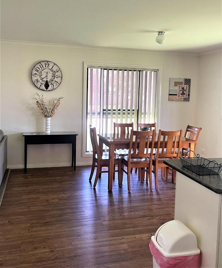 Dbj Holiday Units Mulwala Exterior foto