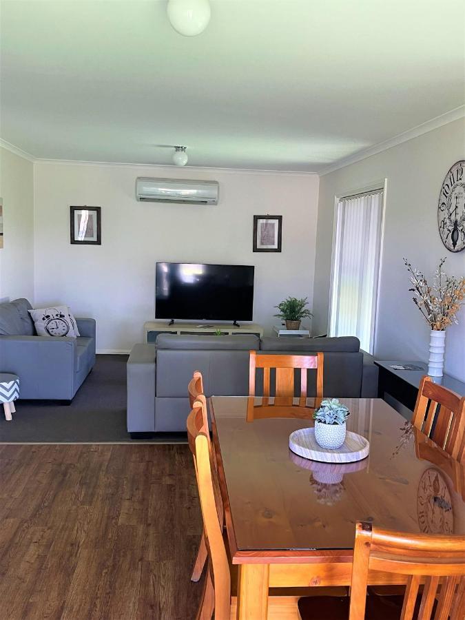 Dbj Holiday Units Mulwala Exterior foto