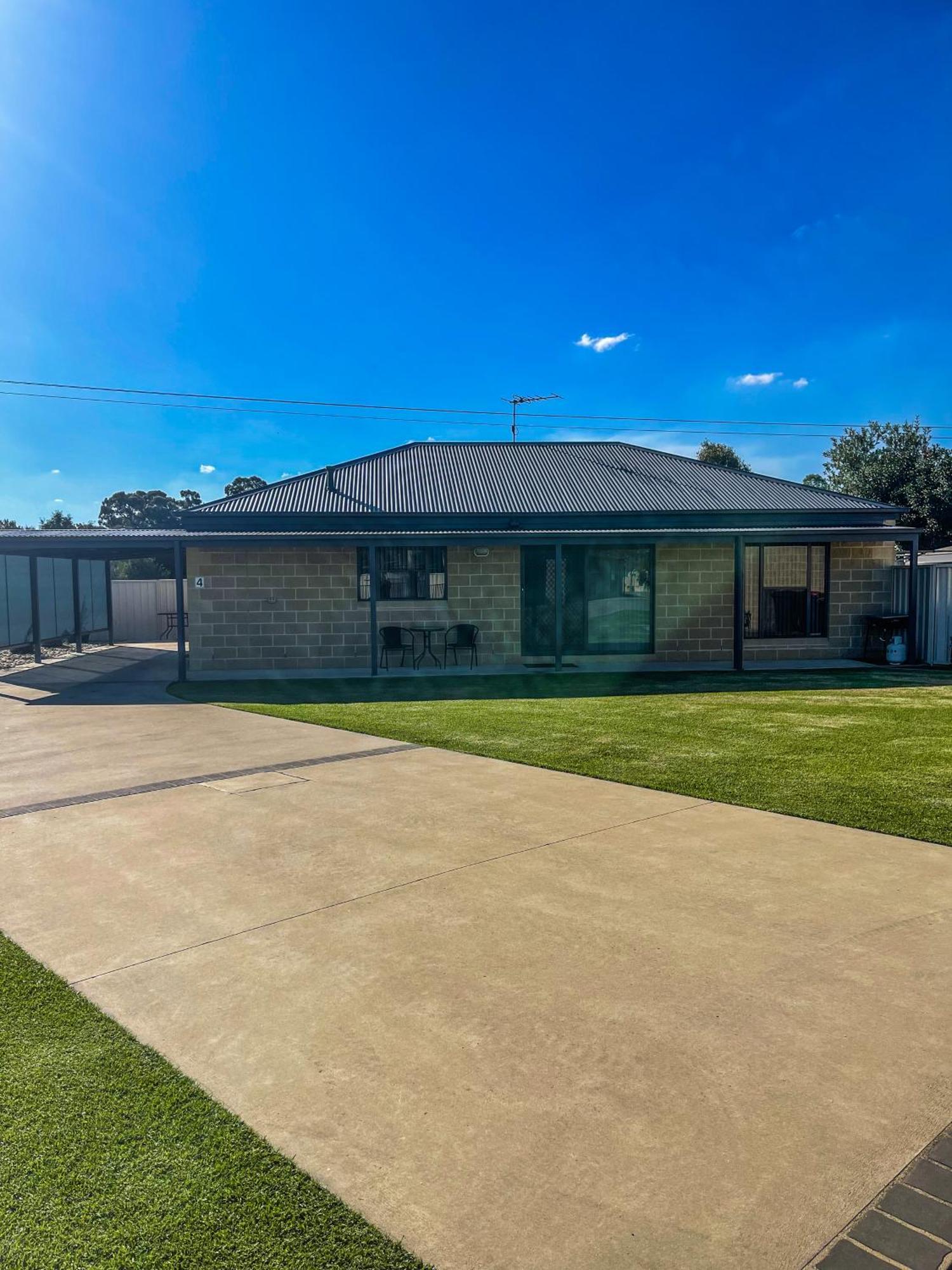 Dbj Holiday Units Mulwala Exterior foto