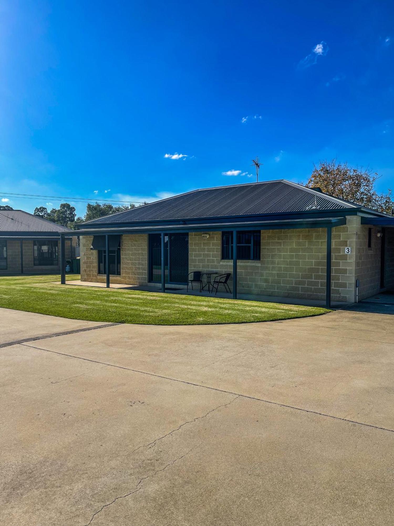 Dbj Holiday Units Mulwala Exterior foto